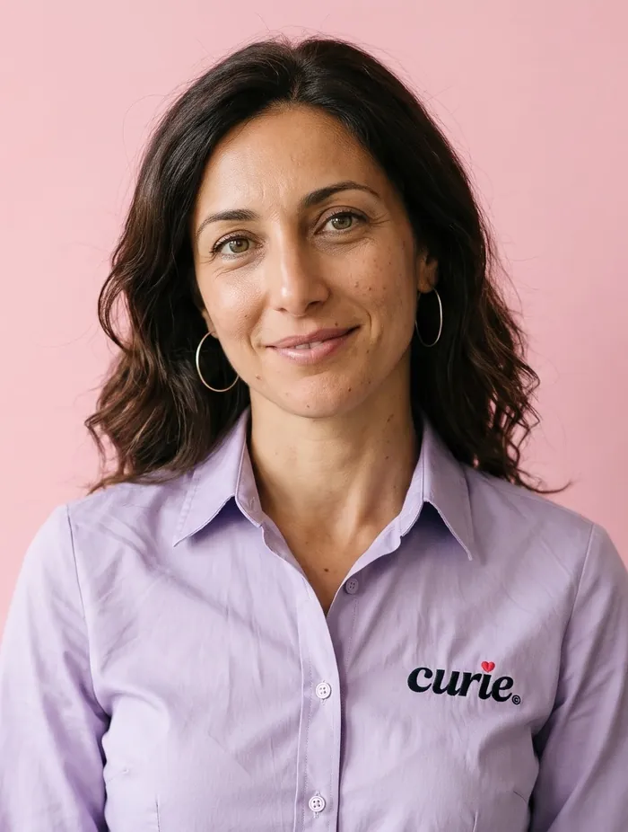 Gabriela Martínez, Encargada de Marca – Curie Soluciones Empresariales